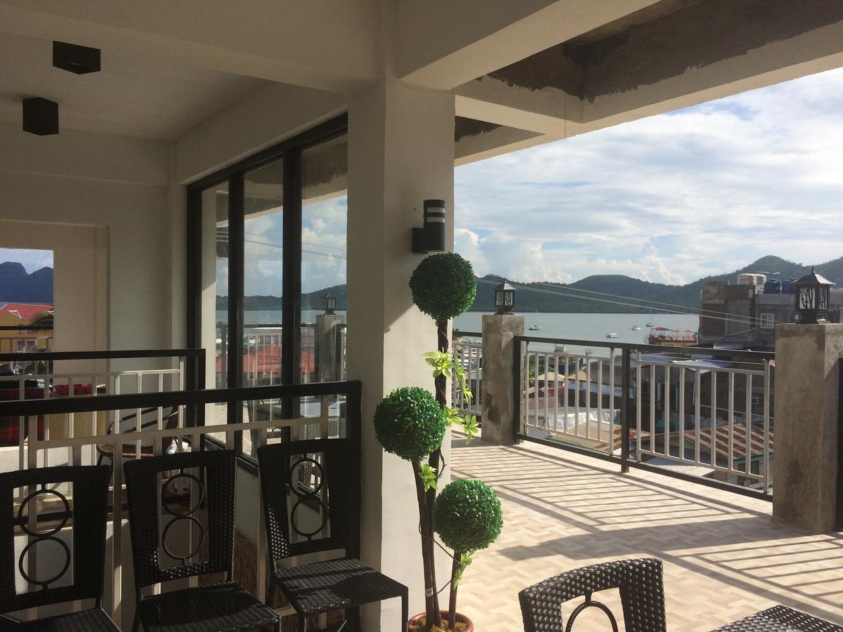 KENT Travellers' Inn Coron Extérieur photo