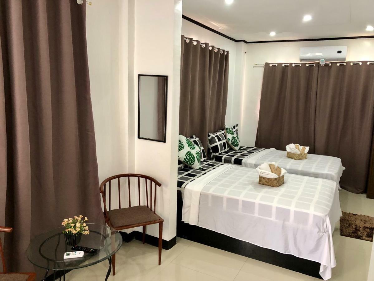 KENT Travellers' Inn Coron Extérieur photo
